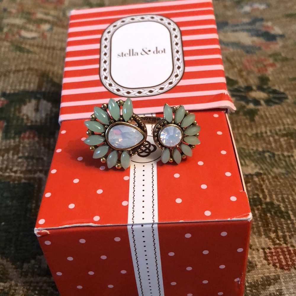 Stella & Dot ring